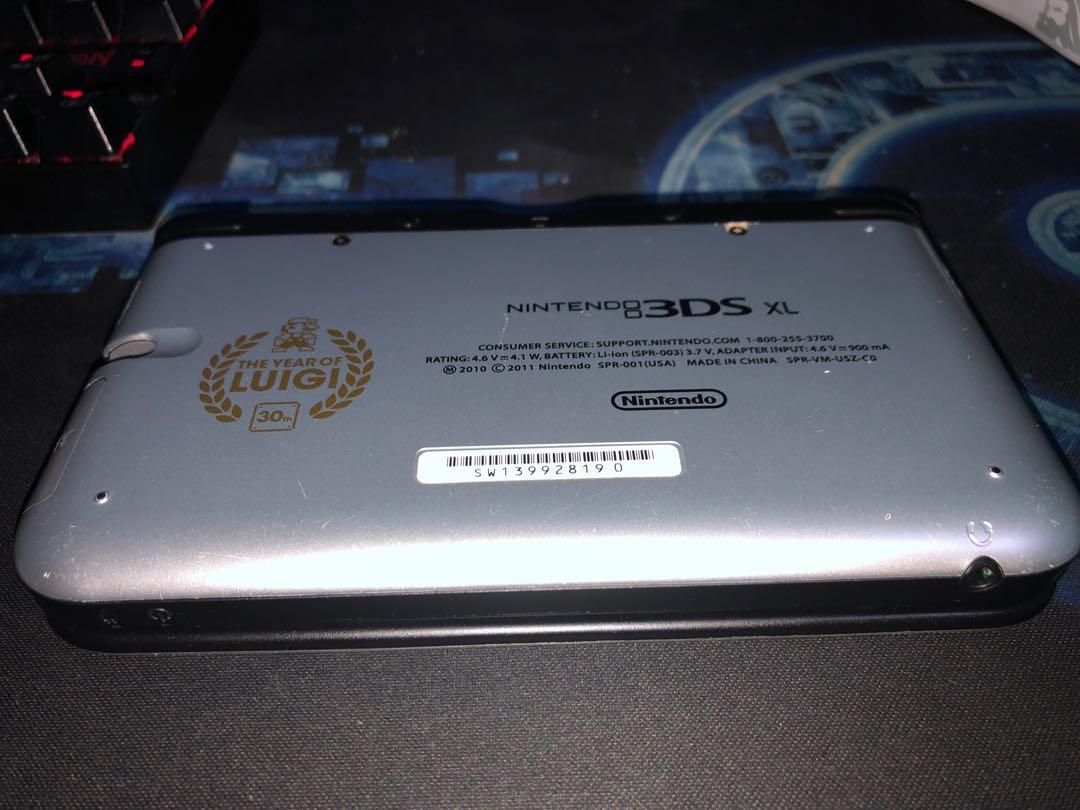 Nintendo 3DS XL, Silver Mario & Luigi Dream team Limited Edition