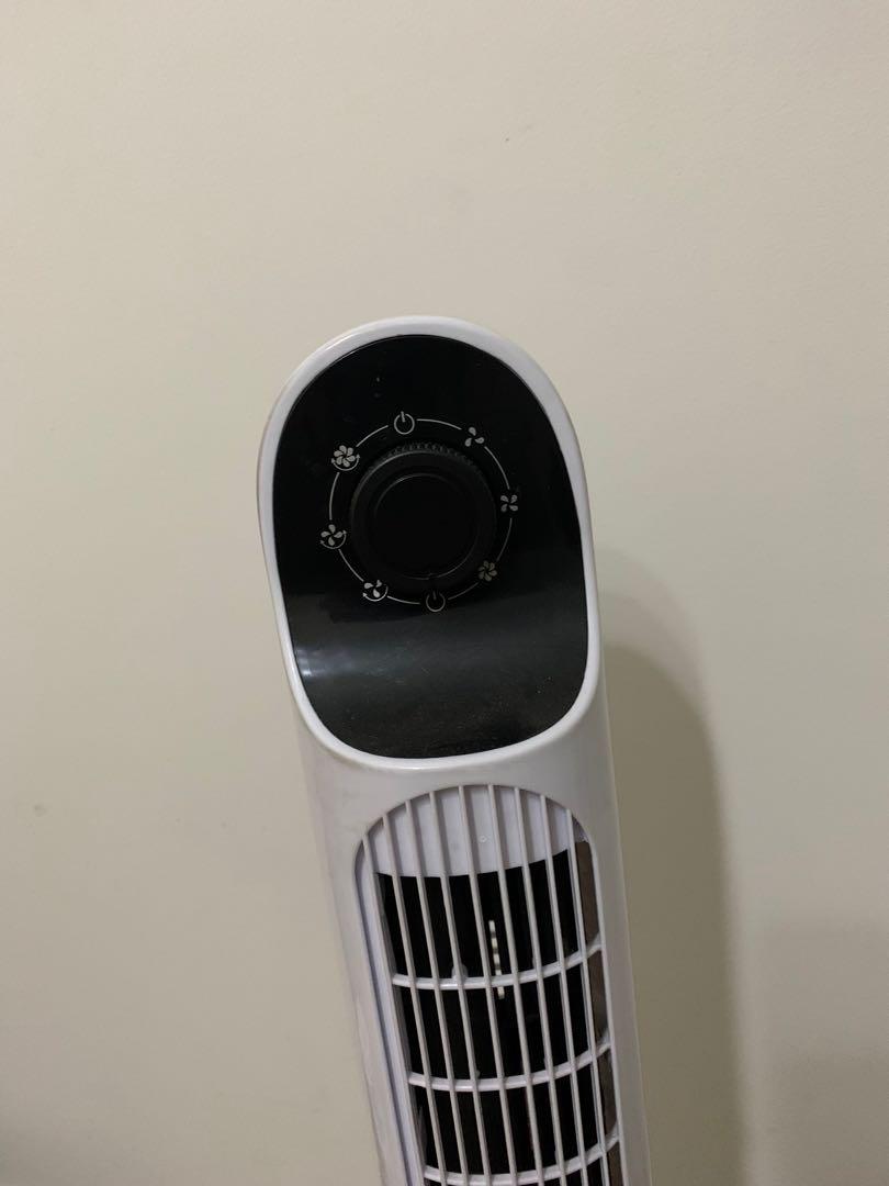 Noisy Tower Fan sell 5, Furniture & Home Living, Lighting & Fans