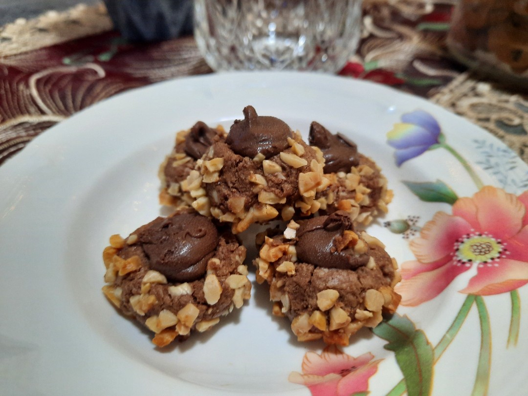 Nutella Nutball, Food & Drinks, Homemade Bakes on Carousell