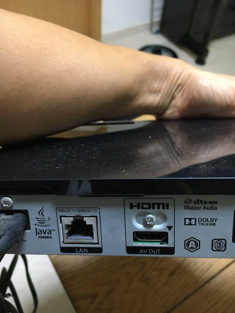 Panasonic blu ray DVD player with YouTube and Lan function, TV & Home