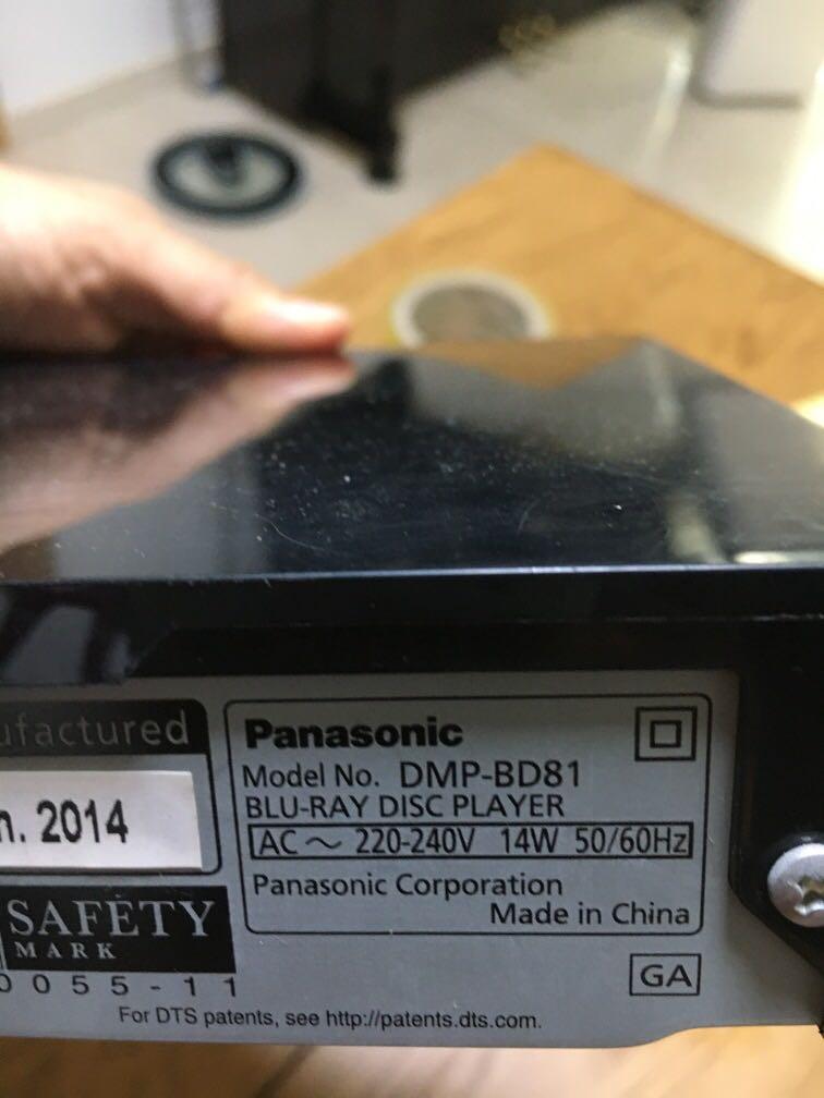 Panasonic blu ray DVD player with YouTube and Lan function, TV & Home