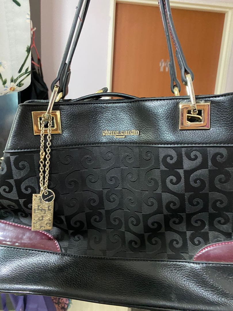 Pierre cardin handbags singapore outlet