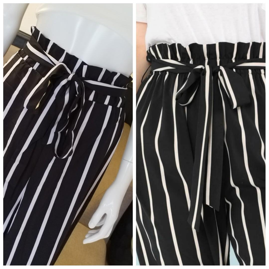 Vertical striped frill belted pants hotsell