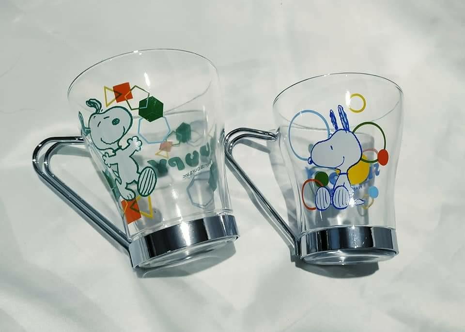 Snoopy clear glass cup (Category: Coffee & Tea Tableware) located in Pasig City. Submitted by don200 (Listing ID 1177775807, Image 2). Description: Snoopy clear cup 2 pcs. 🔎unused / in good condition with box.