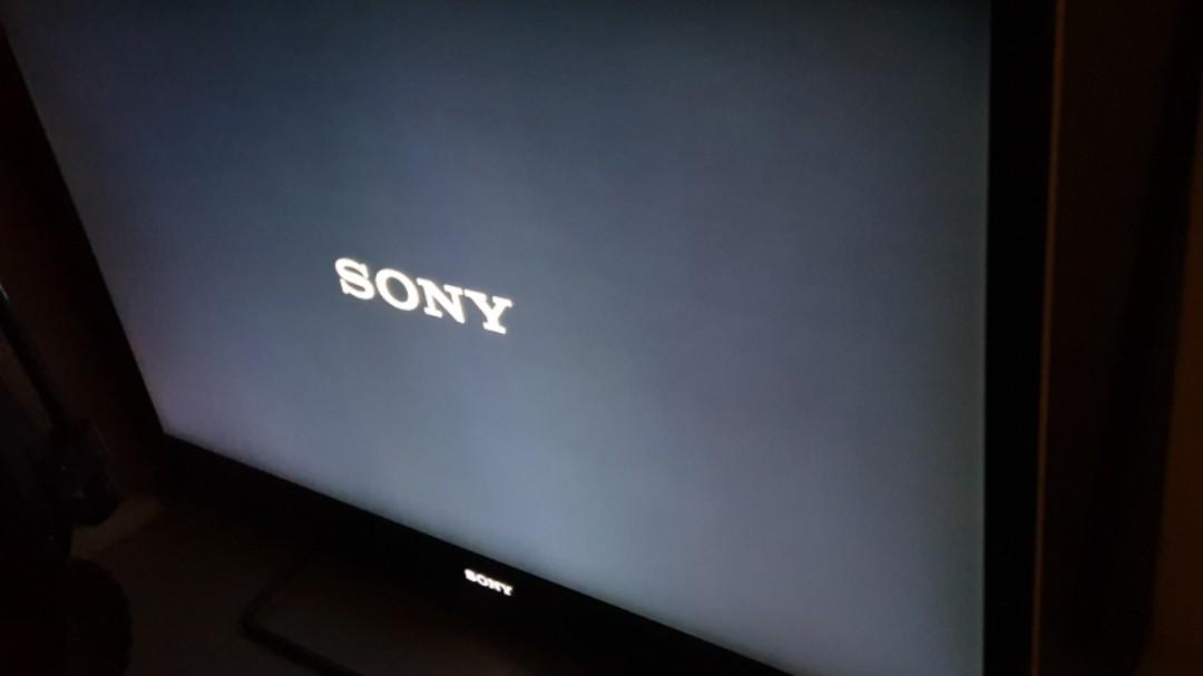 Sony NSX40GT1 TV. Displays at Sony Page, TV & Home Appliances