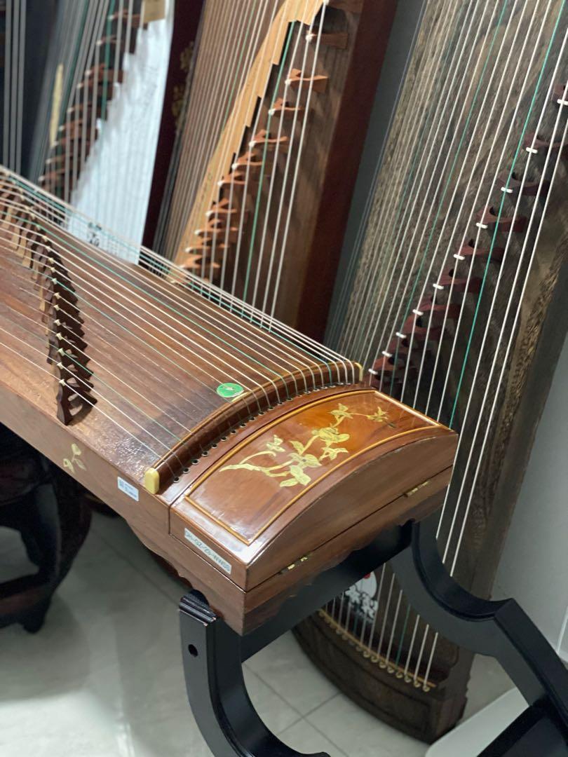 Special Guzheng Dunhuang 199only, Hobbies & Toys, Music & Media