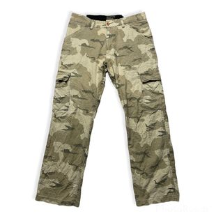 (Category: ) located in . Submitted by black_store (Listing ID 1177742773, Image 1). Description: .