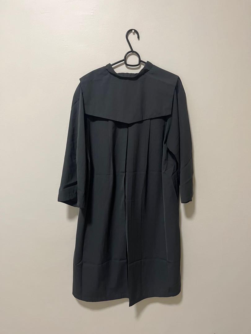 Temasek Polytechnic Graduation Gown, Everything Else on Carousell