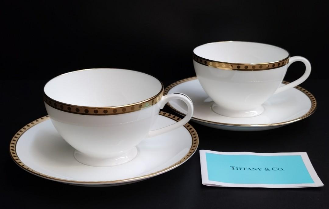 Tiffany T True Dessert Plate with a Hand-painted Gold Rim | Tiffany & Co.