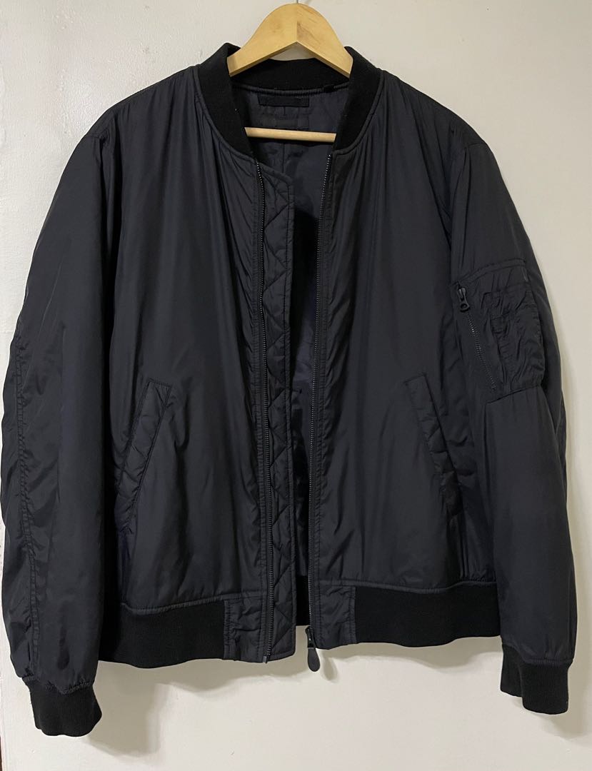 black bomber jacket uniqlo