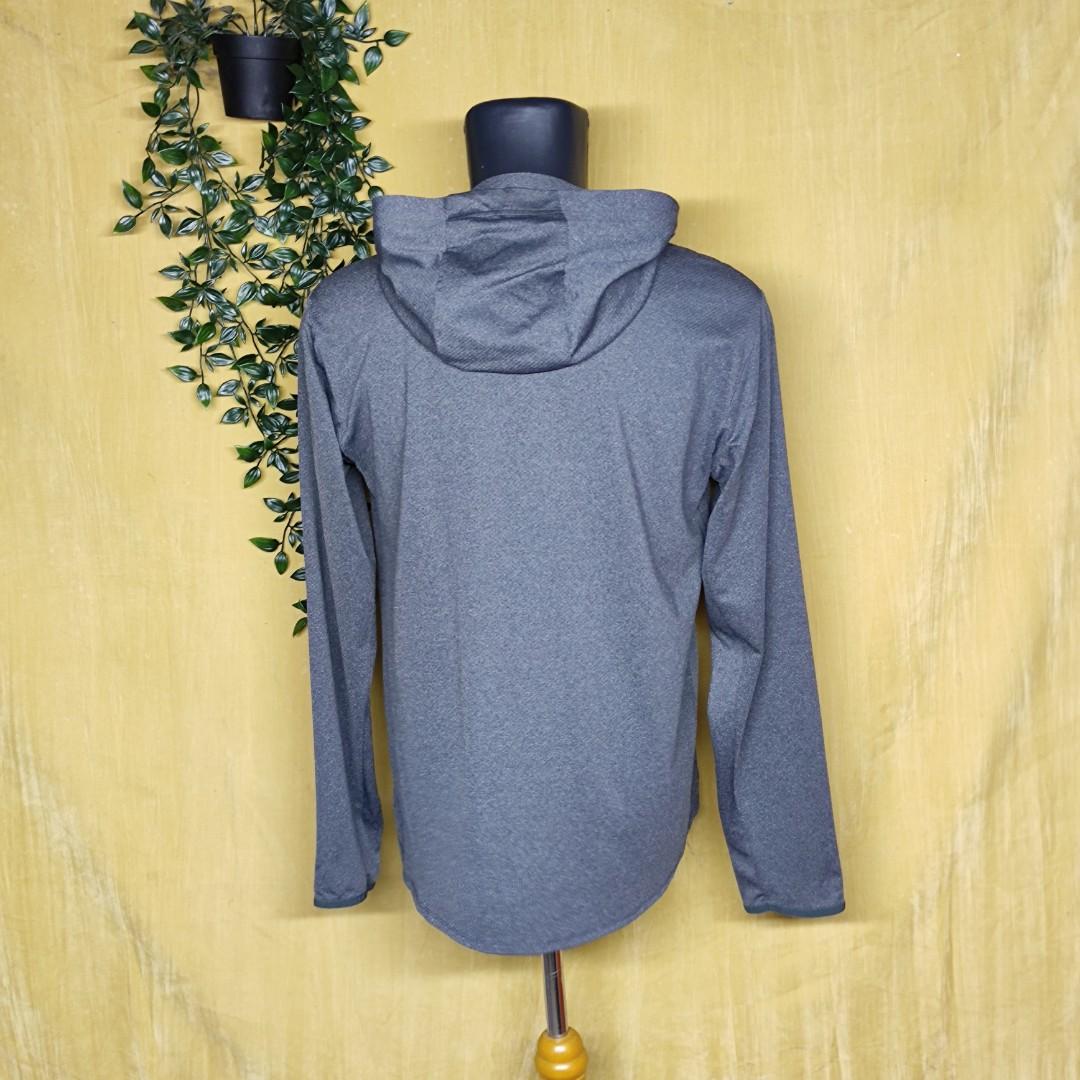 Running jacket hotsell uniqlo