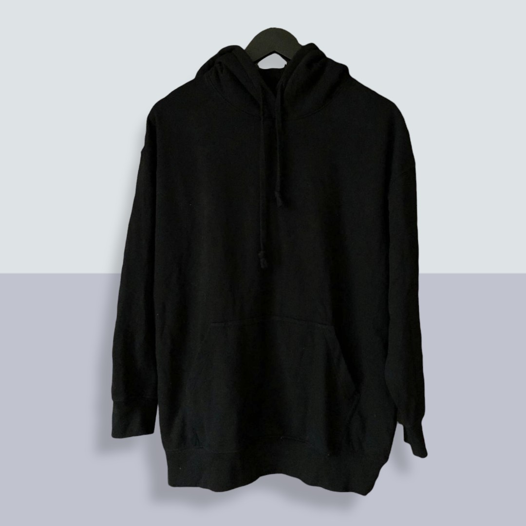 Uniqlo Plain Hoodie, Men's Fashion, Coats, Jackets and Outerwear on ...