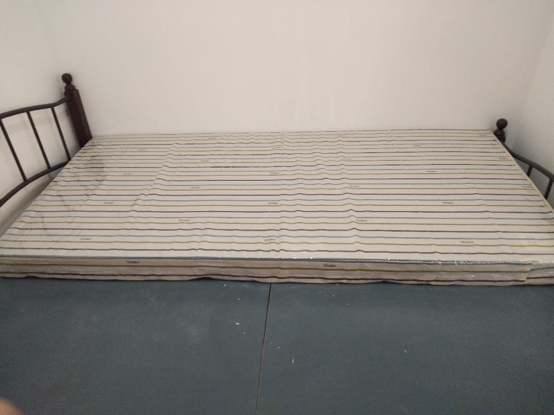 NEW Uratex foam mattress 4"H x 36"W x 75"L egg crate foam topper