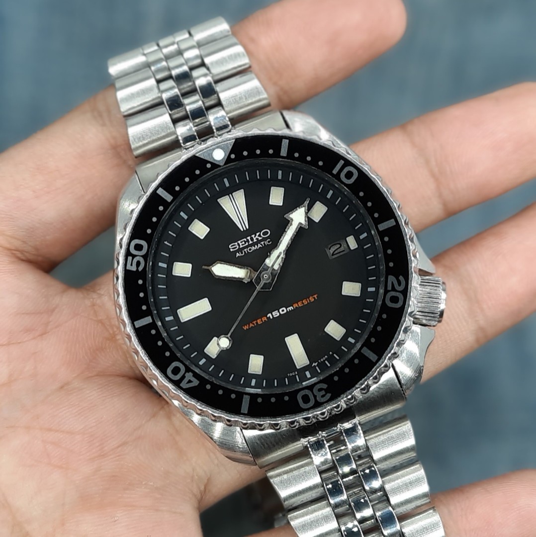 Vintage 1992 Seiko 7002-7000 Diver's 150 Meters Resist Automatic Watch,  Men's Fashion, Watches & Accessories, Watches on Carousell