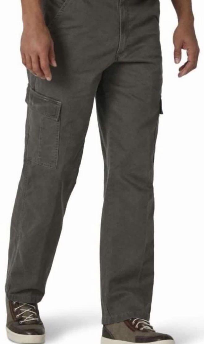 wrangler cargo pants (grey), Men's Fashion, Bottoms, Trousers on Carousell