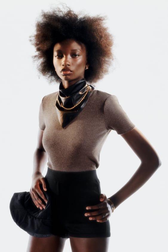 Zara shoulder hotsell pad tshirt