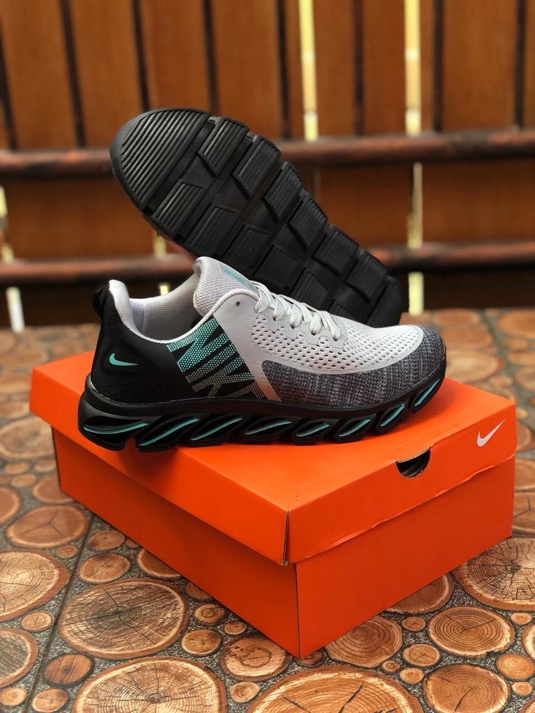 Toko shop sneakers online