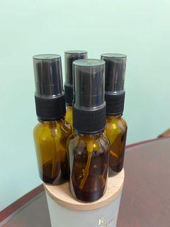 全新玻璃噴噴樽（約15ml）