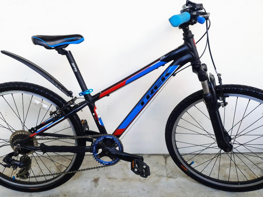 Junior trek mountain best sale bike