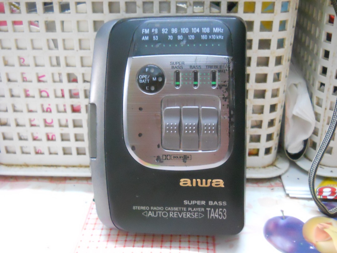 AIWA TA453 Walkman FM Cassette Player AUTO REVERSE, Audio, Portable