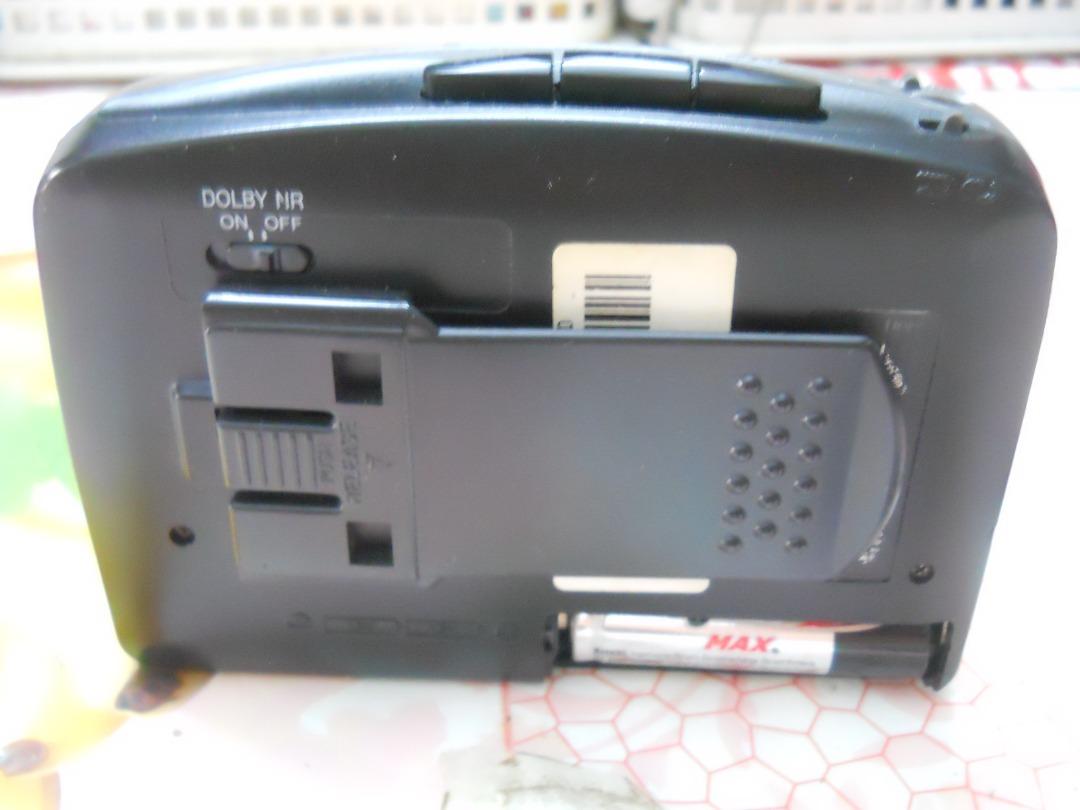 AIWA TA453 Walkman FM Cassette Player AUTO REVERSE, Audio, Portable