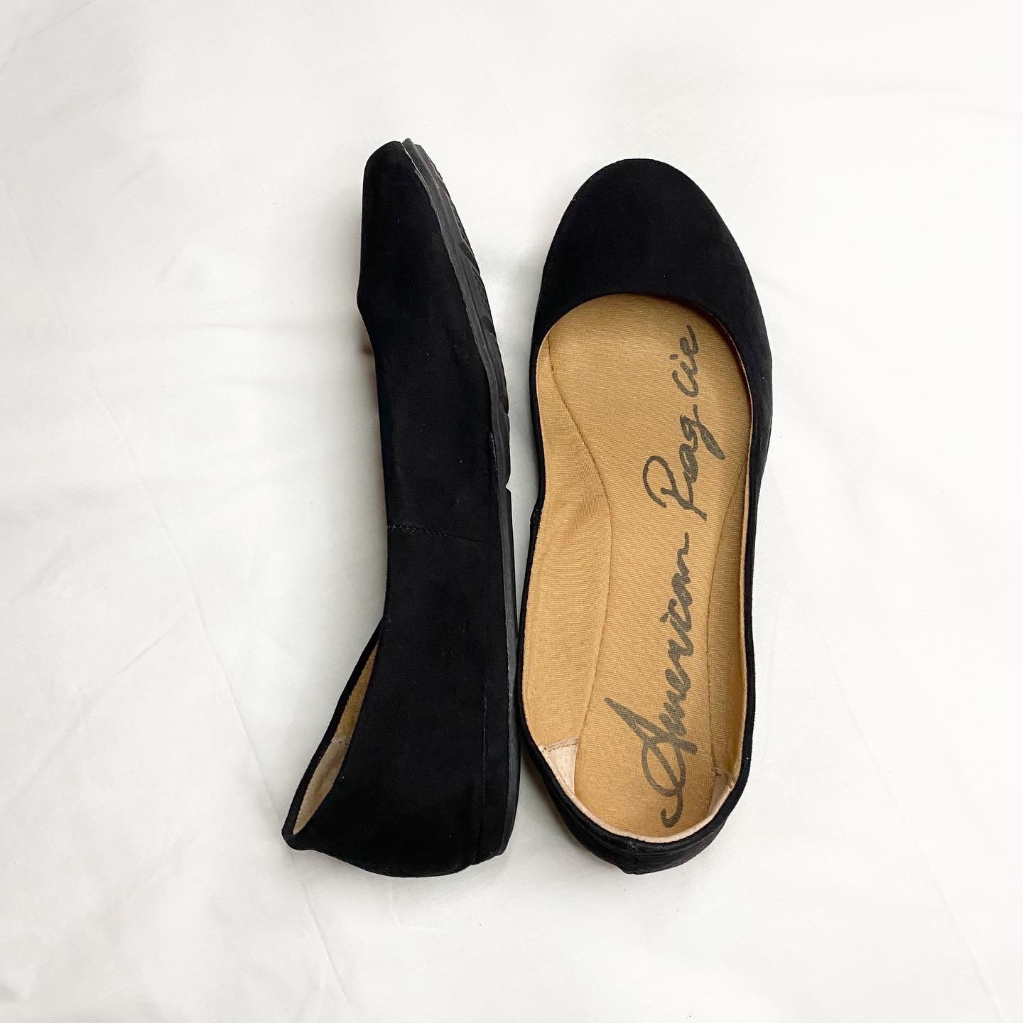 American rag black flats 2025
