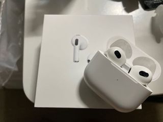 （分類：）位於 。 由 amloww 提交（商品編號 1178014718，圖片 1）。簡介： 。