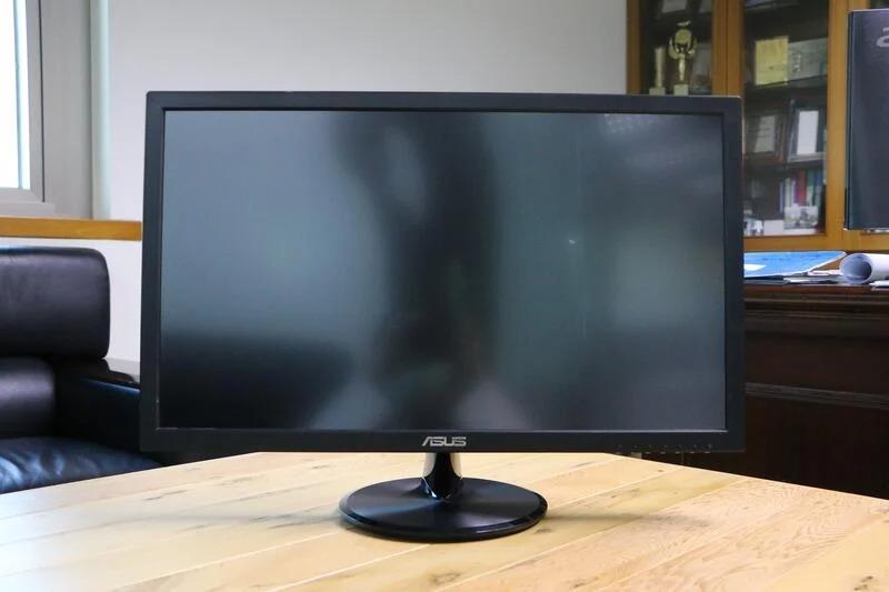 ASUS VP247 24