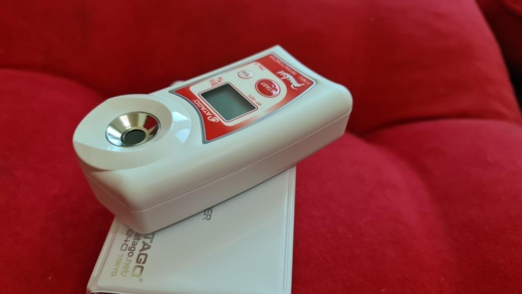 ATAGO PAL2 Brix Refractometer, BRIX Refractometer, Pocket Refractometer, Atago, 45 to 93 Brix