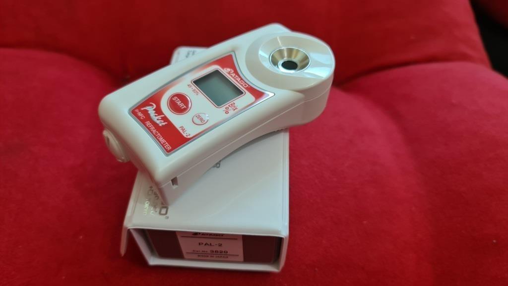ATAGO PAL2 Brix Refractometer, BRIX Refractometer, Pocket Refractometer, Atago, 45 to 93 Brix