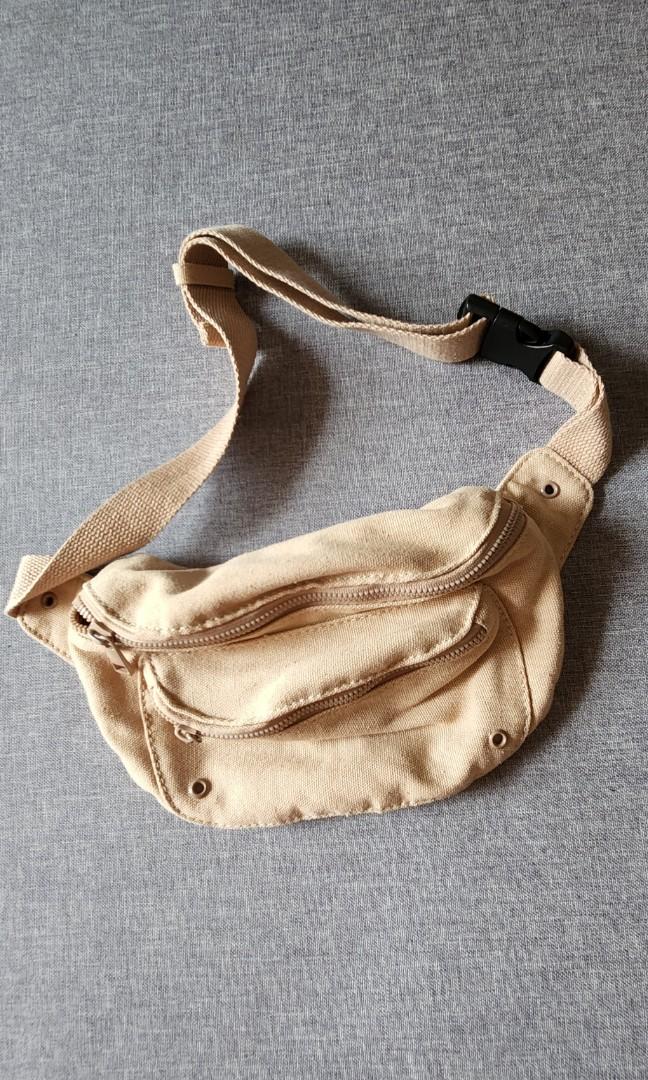 Belt Bag Bum bag from Cotton On