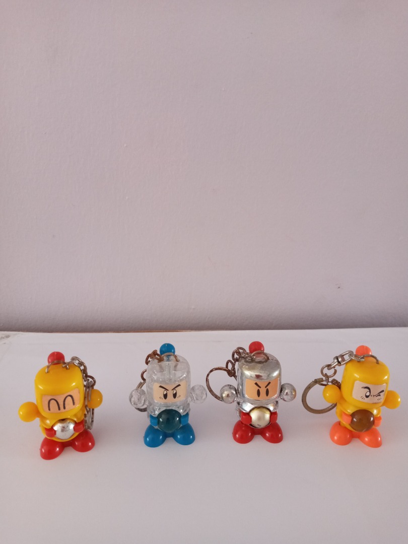 Bomberman, Silverlit Piggy, Bug Bunny - WB, Power Ranger, Ninja Turtle ...