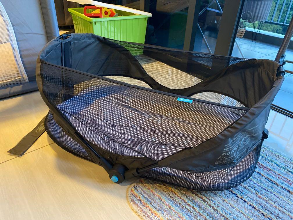 Brica travel bed shop