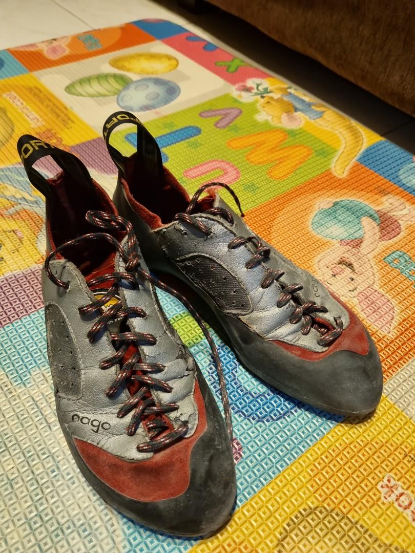 Climbing shoes (la sportiva), Men's Fashion, Footwear, Dress Shoes on