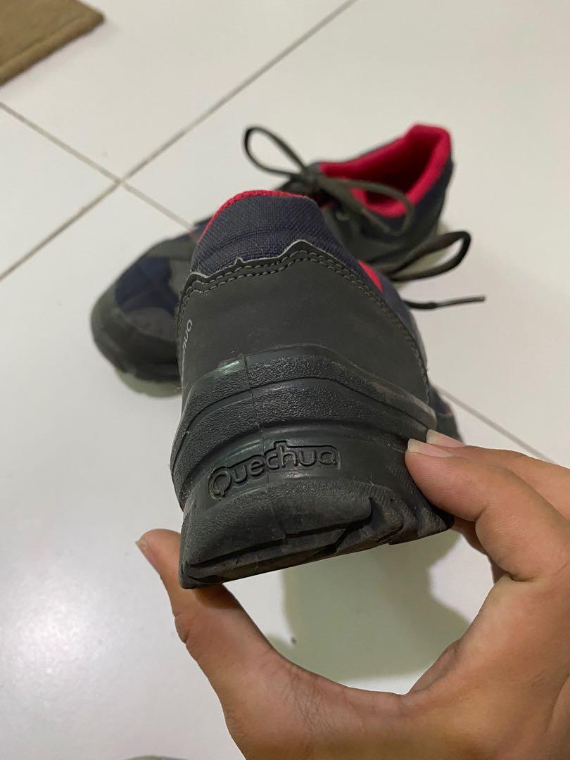 Decathlon Hiking Shoes (Category: Sneakers) located in Makati City. Submitted by ysellsstuff (Listing ID 1178046849, Image 3). Description: Used once.