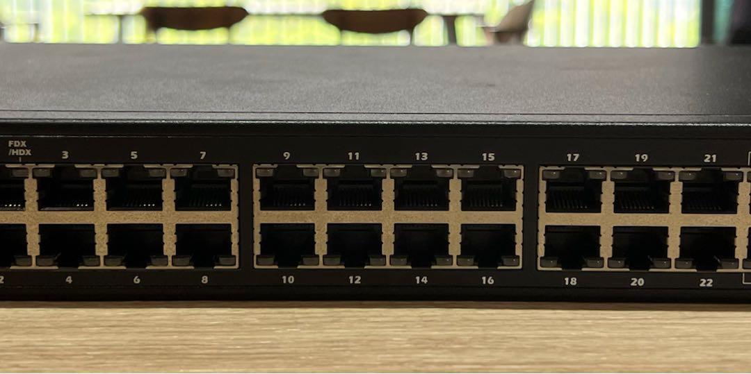 Dell 2824 1Gbps 24 ports with fibre, Computers & Tech, Parts ...
