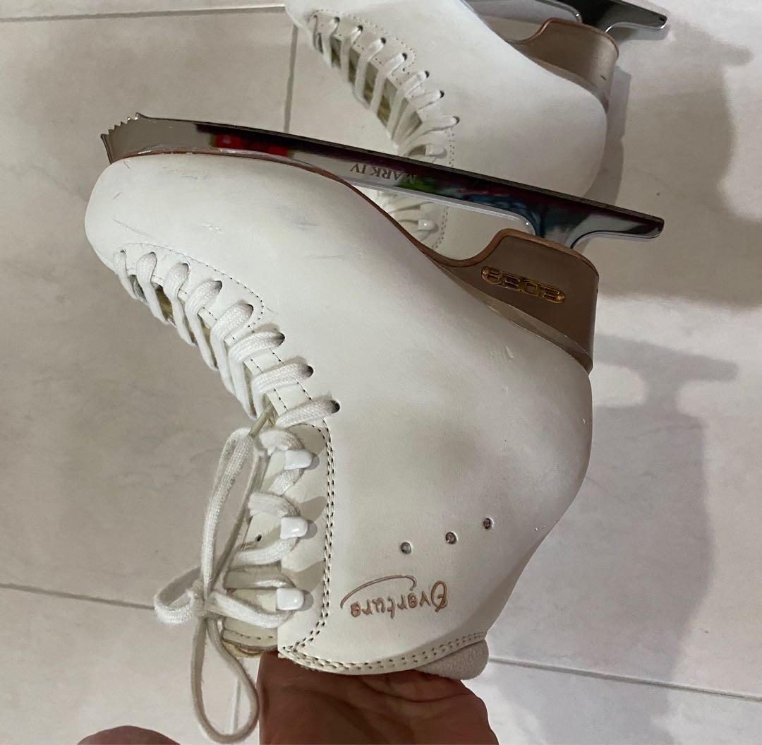 EDEA Skate, Women's Fashion, Footwear, Flipflops and Slides on Carousell