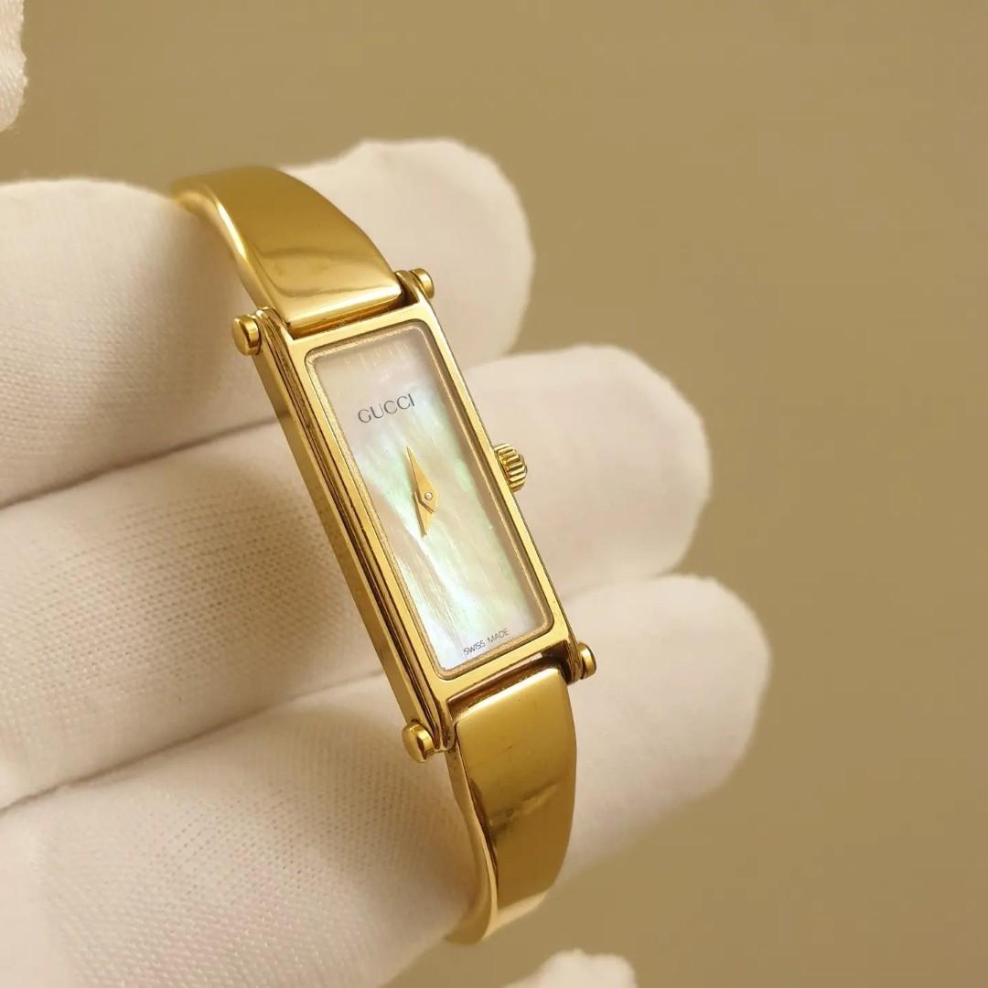 GUCCI 古馳1500系列珍珠母貝手環女錶, 名牌精品, 精品手錶在旋轉拍賣