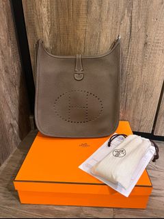（分類：）位於 。 由 eibra3i 提交（商品編號 1177928698，圖片 1）。簡介： 。