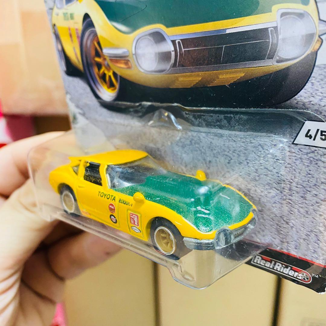 Hot Wheels Japan Historics 1 - Toyota 2000 GT Jaune, 1/64, 2016, Neuve