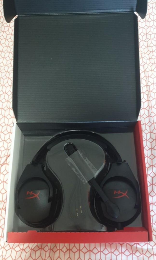 HyperX Cloud Stinger (Category: Headphones & Headsets) located in Singapore. Submitted by rockatar (Listing ID 1177942149, Image 2). Description: Got it as a gift at the start of this year Selling it as I already have a new headset Original price is $79 BNIB, never used before Theres 2 years warranty as well Feel free to dm me for any pictures or queries Paylah and PayNow both accepted.