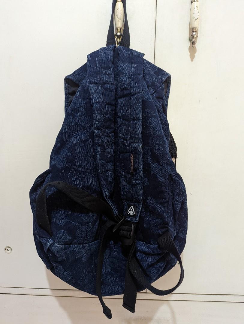 Jansport Blue Floral Backpack (Category: Backpacks) located in Imus. Submitted by dpbdya (Listing ID 1177869217, Image 2). Description: All pictures, price, and location are posted. PLEASE READ BEFORE MESSAGING. No meetups. Payment first (GCASH) before delivery of item. Lalamove, GrabExpress, or LBC Rider Pick Up - Home Delivery only..