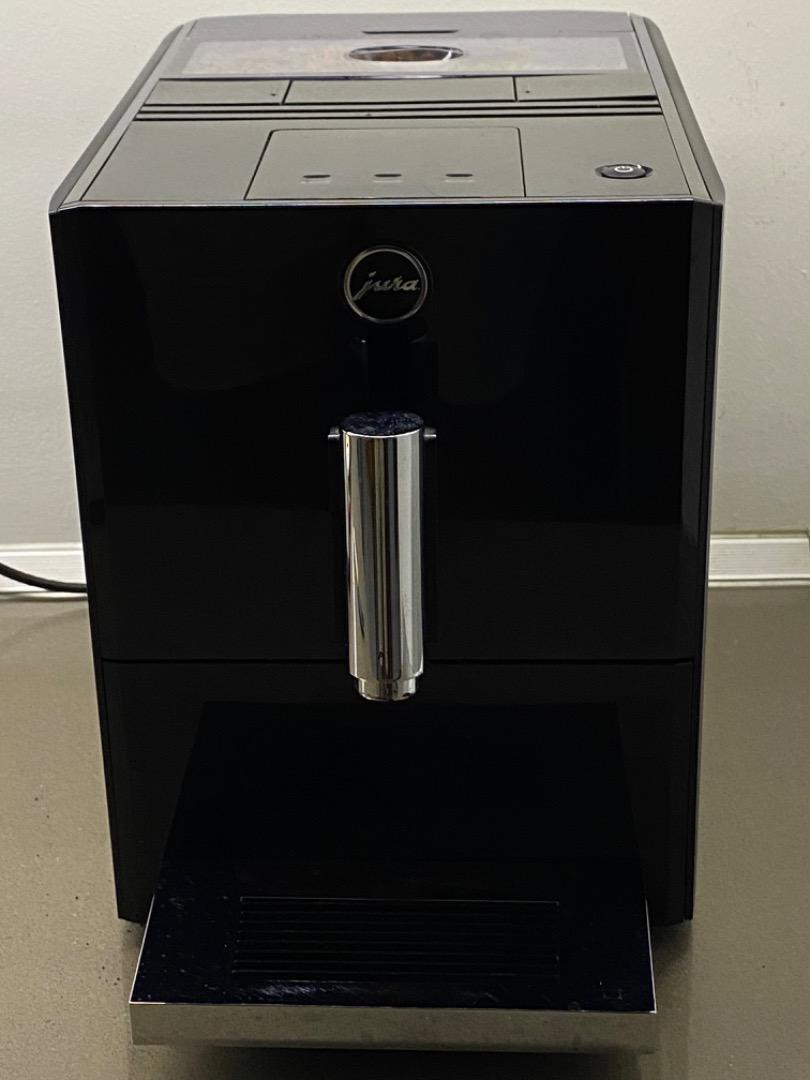 Jura A1 coffee machine, TV & Home Appliances, Kitchen Appliances