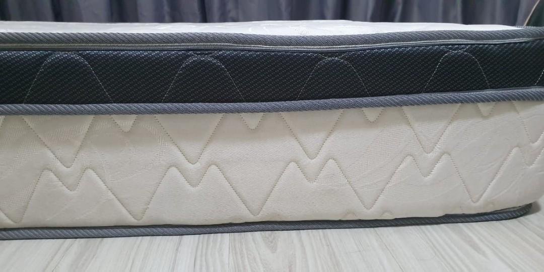 10 Inches King Size Austin Extra Foam Edge Encasement Dreamatt Mattress