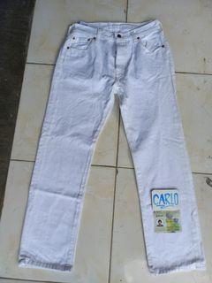 Levis 501 jeans
