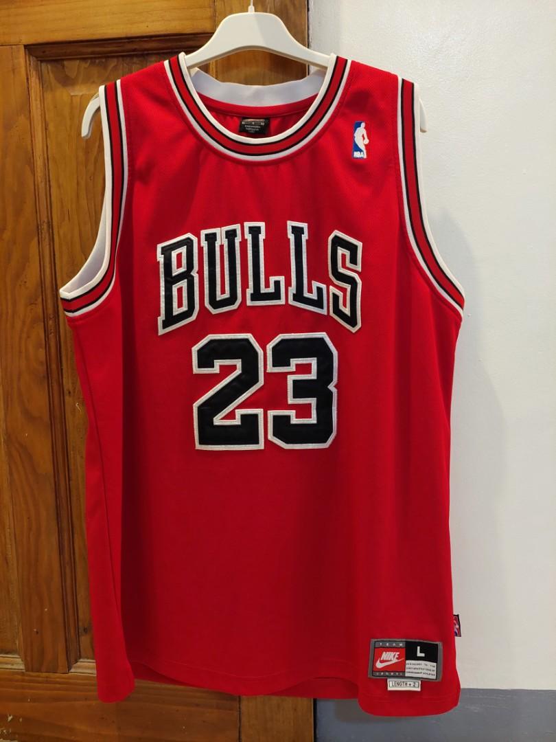 Men's Chicago Bulls Michael Jordan Mitchell & Ness Red Hardwood Classics  #12 Authentic Jersey
