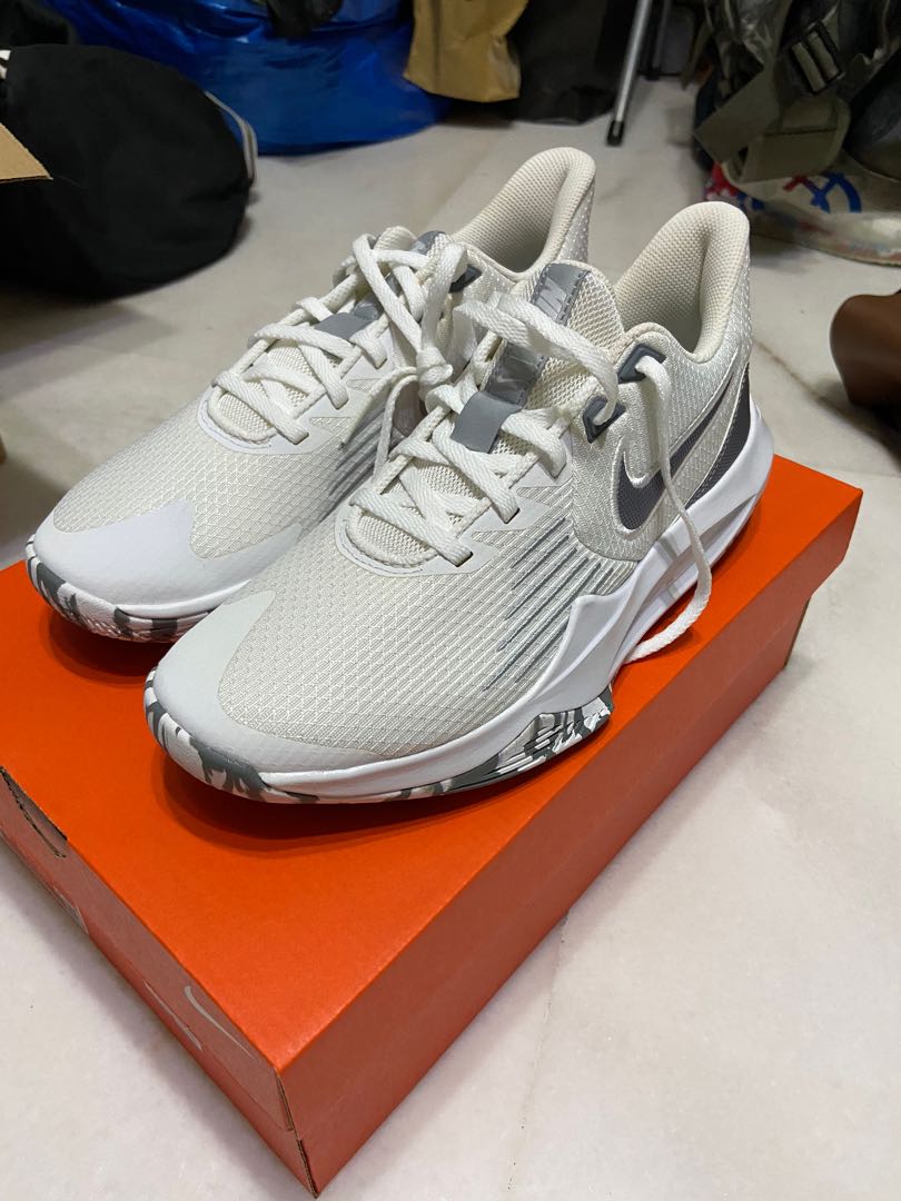 Nike precision V basketball shoe, Men's Fashion, Footwear, Sneakers on ...