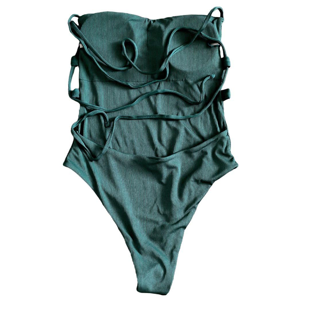 One piece swimsuit Dark green, Women's Fashion, Swimwear, Bikinis