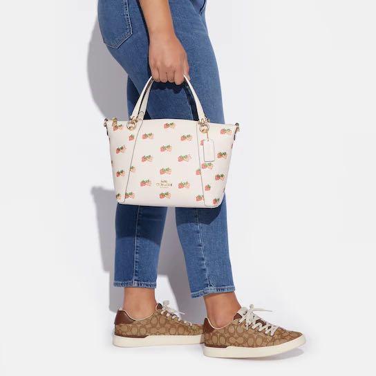 💯ORIGINAL COACH KACEY STRAWBERRY PRINT (Category: Luxury Bags & Wallets) located in Quezon City. Submitted by ashongsstore (Listing ID 1177928585, Image 2). Description: 🐎C0ACH STRAWBERRY PRINT🐎 🇵🇭ONHAND🇵🇭 SALE ‼️Please look at our pictures as that is exactly what you are purchasing‼️ 💯GUARANTEED ORIGINAL AND AUTHENTIC or TRIPLE YOUR MONEY BACK! Not REPLICA, OEM, TOP GRADE QUALITY, AUTHENTIC QUALITY or Any other Terms to DENOTE FAKE! 😎 .