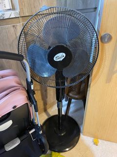 (Category: ) located in . Submitted by henniewu (Listing ID 1177979654, Image 1). Description: .